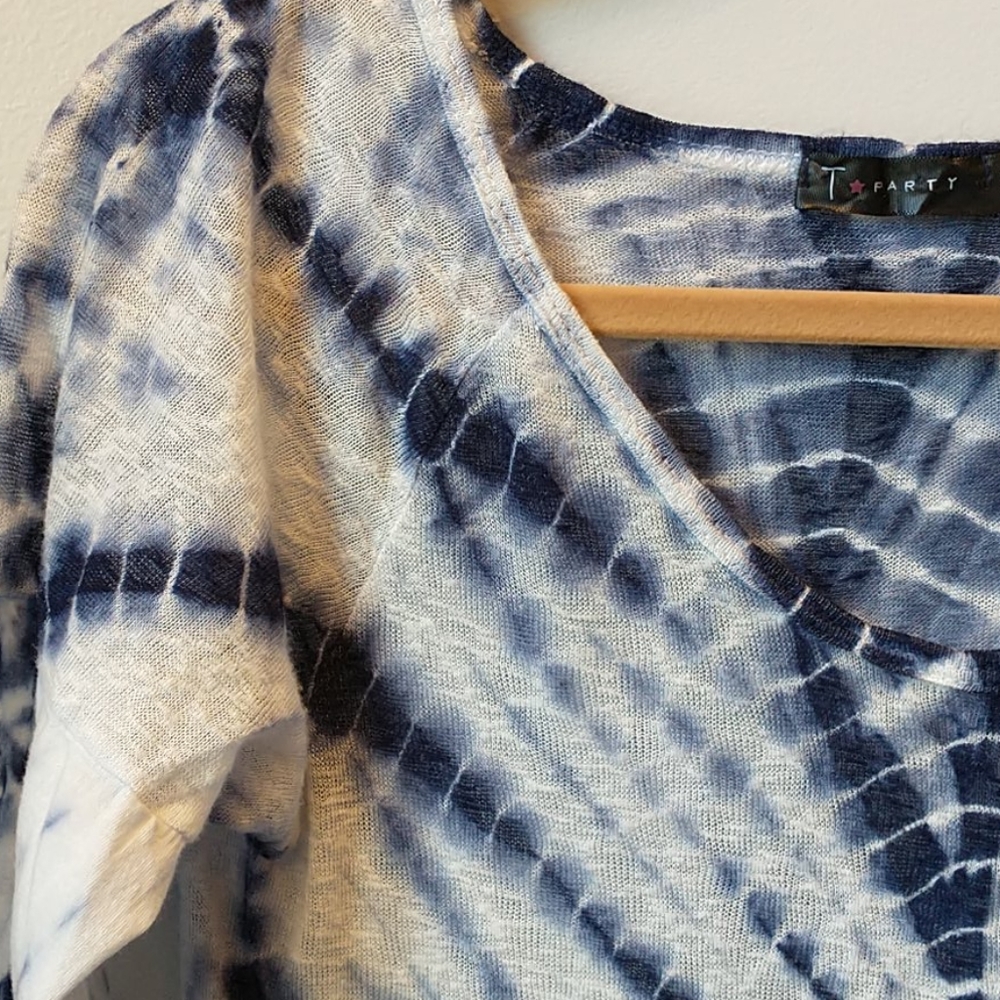 T Party Boutique Tie Dye Long Sleeve - S - Picture 4 of 8